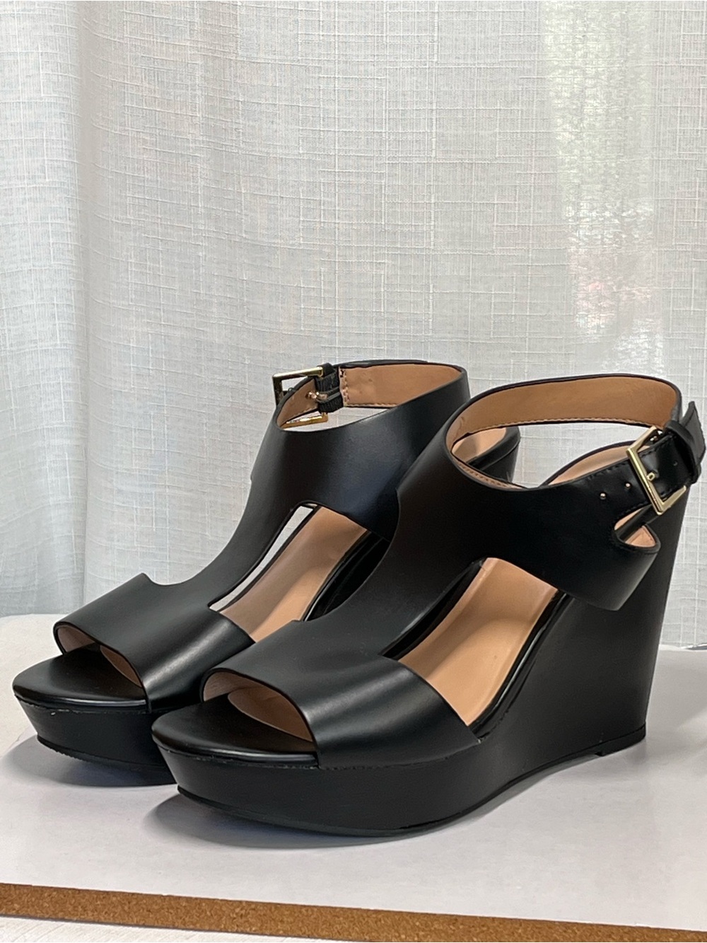 INC International Concepts Valleri Black Platform Wedge Sandals Size 10